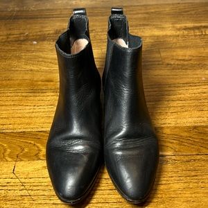 Classic Jcrew black leather bootie W 7
